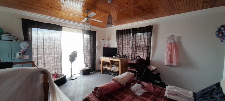 3 Bedroom Property for Sale in Firlands Western Cape